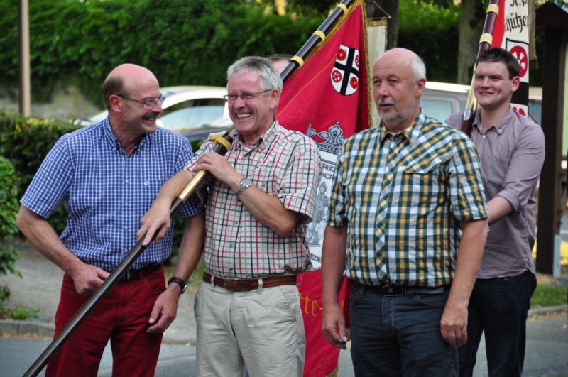 Fahnenwegbringen , Kölbel, Dreier, Struwe